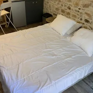 Cosy Georges For 2 People In Vieux , Lyon France